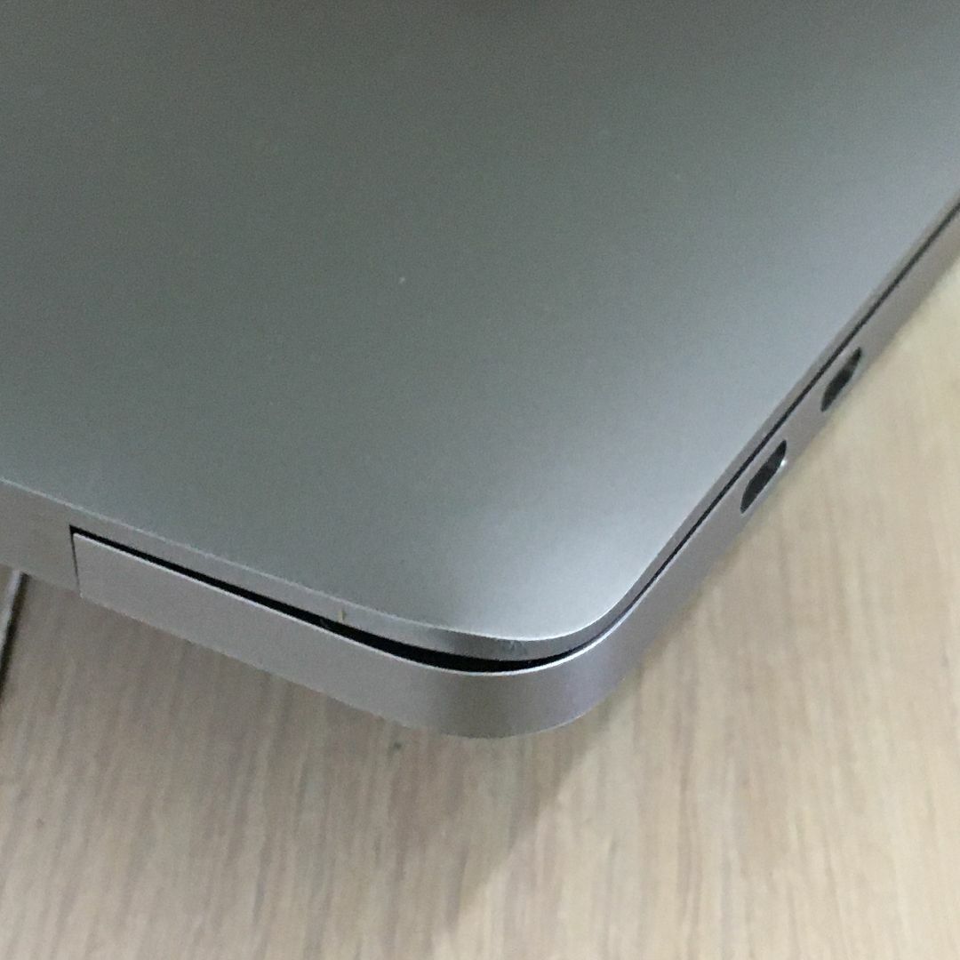 Apple(アップル)の462)MacBook Pro 15インチ 2018 i9-32GB-512GB スマホ/家電/カメラのPC/タブレット(ノートPC)の商品写真
