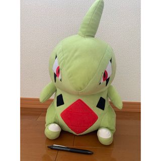 ポケモン(ポケモン)の【新品】ヨーギラス　めちゃでかぬいぐるみ(ぬいぐるみ)