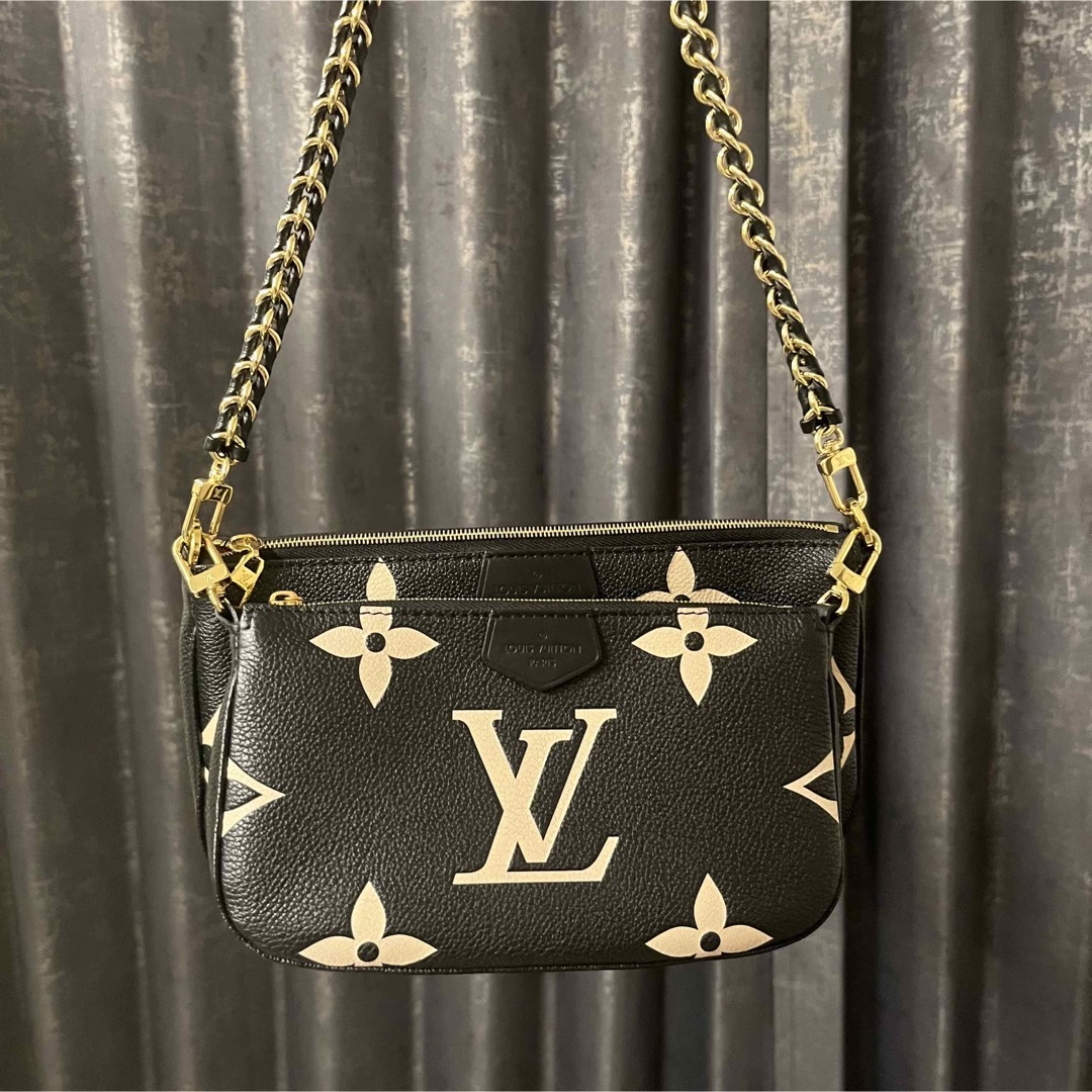 LOUIS VUITTON(ルイヴィトン)の美品 正規品 ルイヴィトン ミュルティポシェット M45777 バッグ レディースのバッグ(ショルダーバッグ)の商品写真