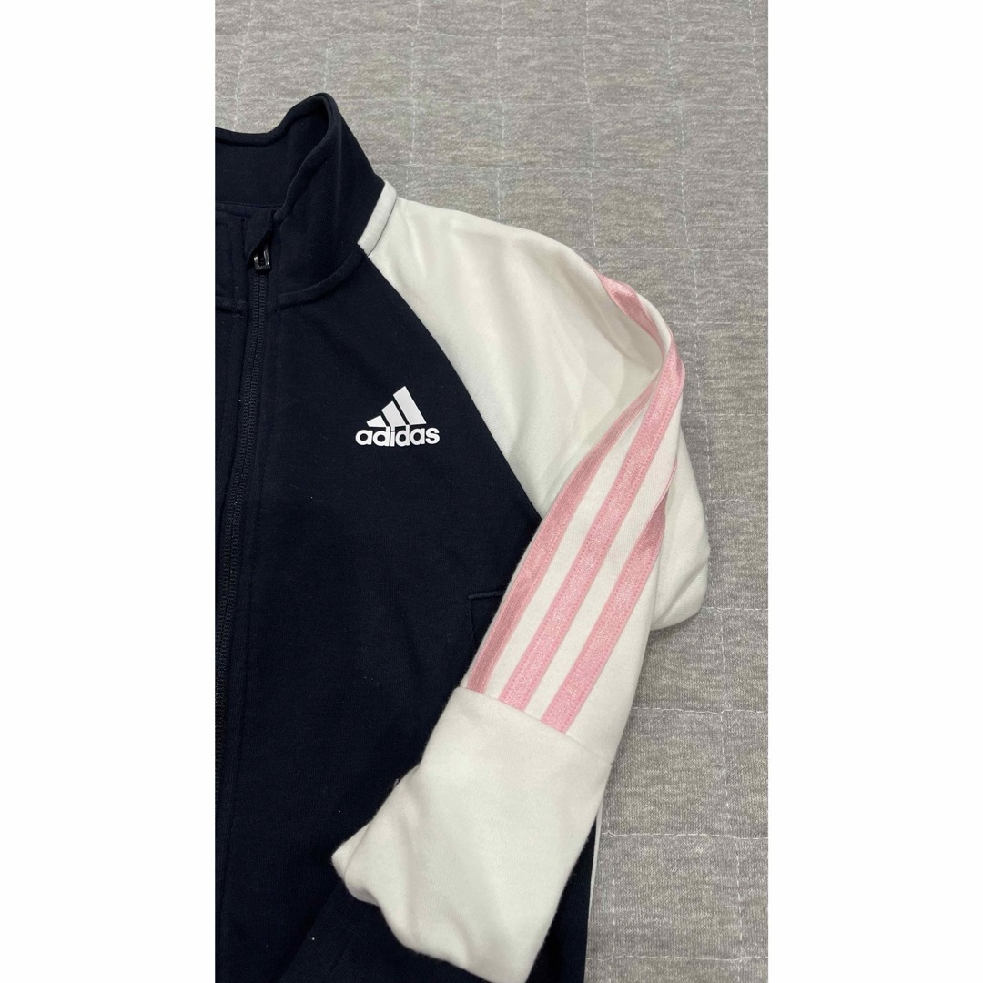 adidas(アディダス)のadidas アディダス　ジャージ　120cm 上着 キッズ/ベビー/マタニティのキッズ服女の子用(90cm~)(ジャケット/上着)の商品写真