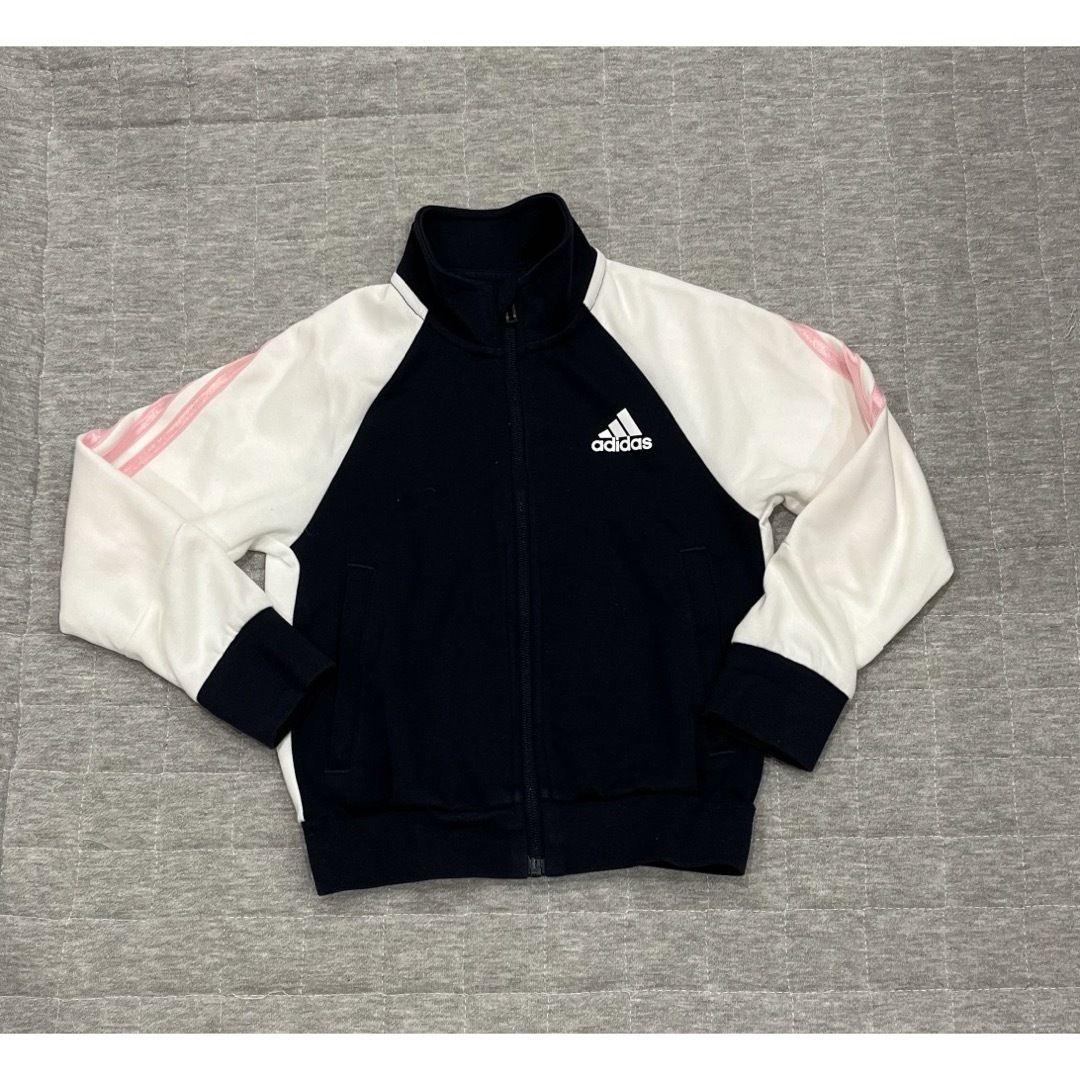 adidas(アディダス)のadidas アディダス　ジャージ　120cm 上着 キッズ/ベビー/マタニティのキッズ服女の子用(90cm~)(ジャケット/上着)の商品写真