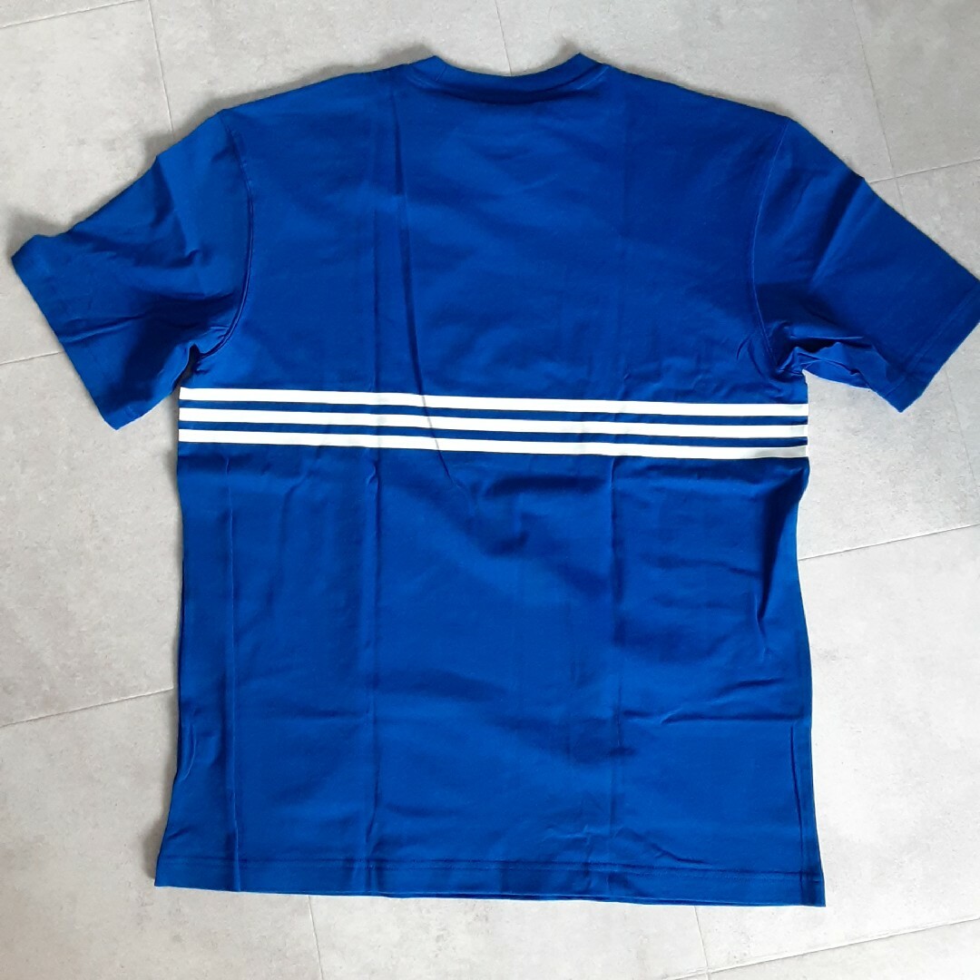 adidas(アディダス)のアディダス Tシャツ トレフォイル 三本線 青 新品未使用 L オリジナルス メンズのトップス(Tシャツ/カットソー(半袖/袖なし))の商品写真