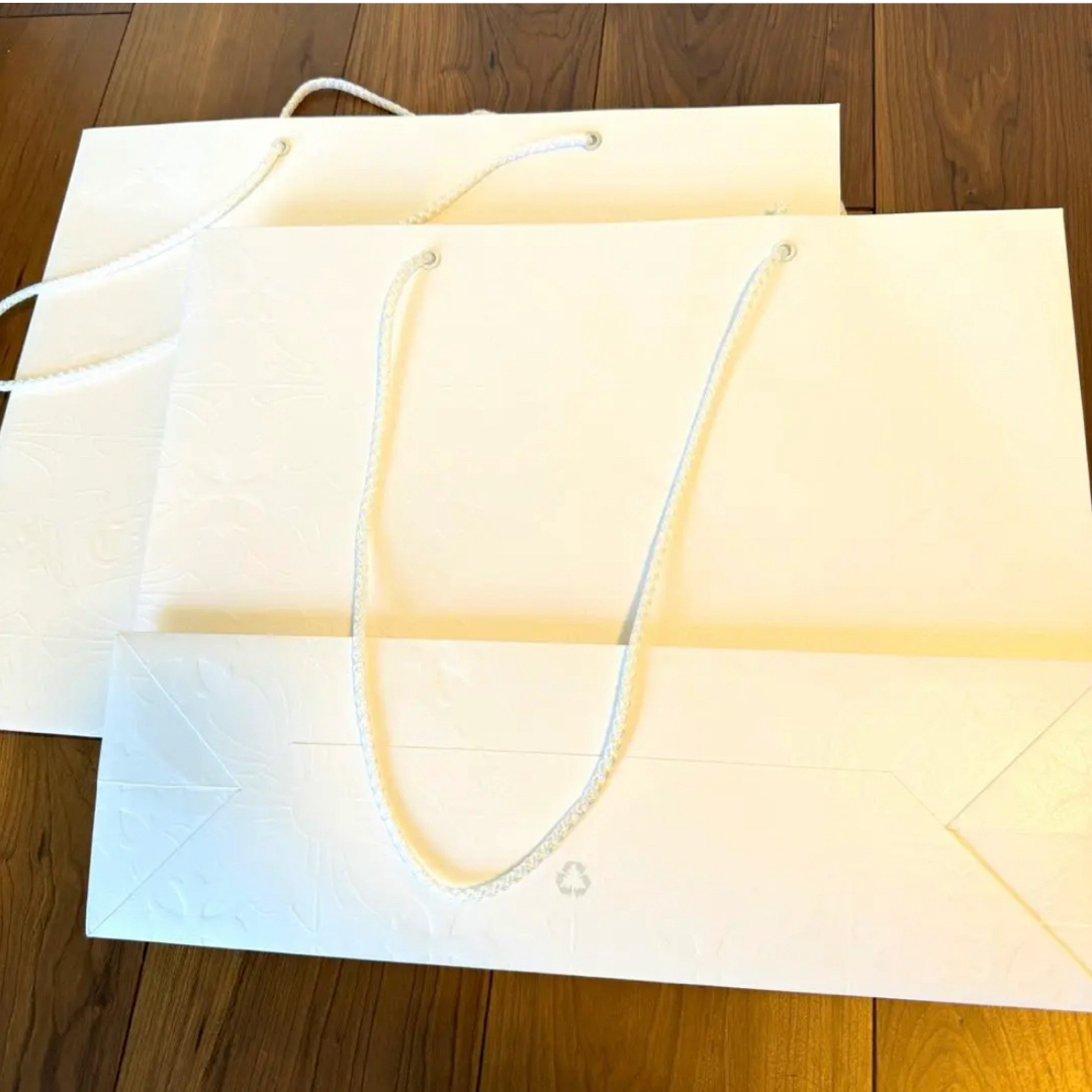 Chrome Hearts(クロムハーツ)のクロムハーツ　 ショッパー　紙袋 ショップ袋　Chrome Hearts レディースのバッグ(ショップ袋)の商品写真
