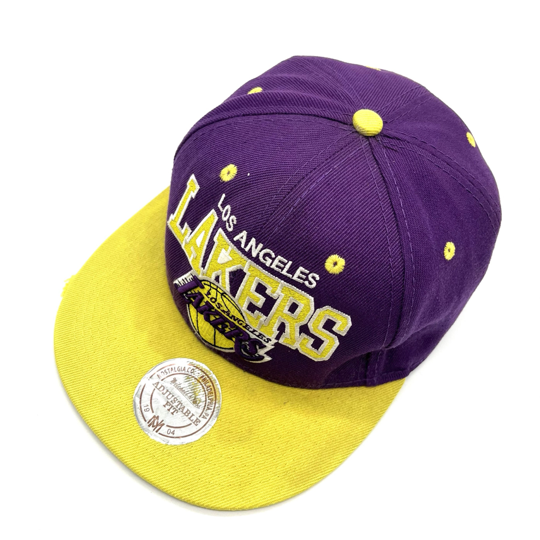 MITCHELL & NESS(ミッチェルアンドネス)のMitchell&Ness NBA ロサンゼルス・レイカーズ 2トーンキャップ メンズの帽子(キャップ)の商品写真