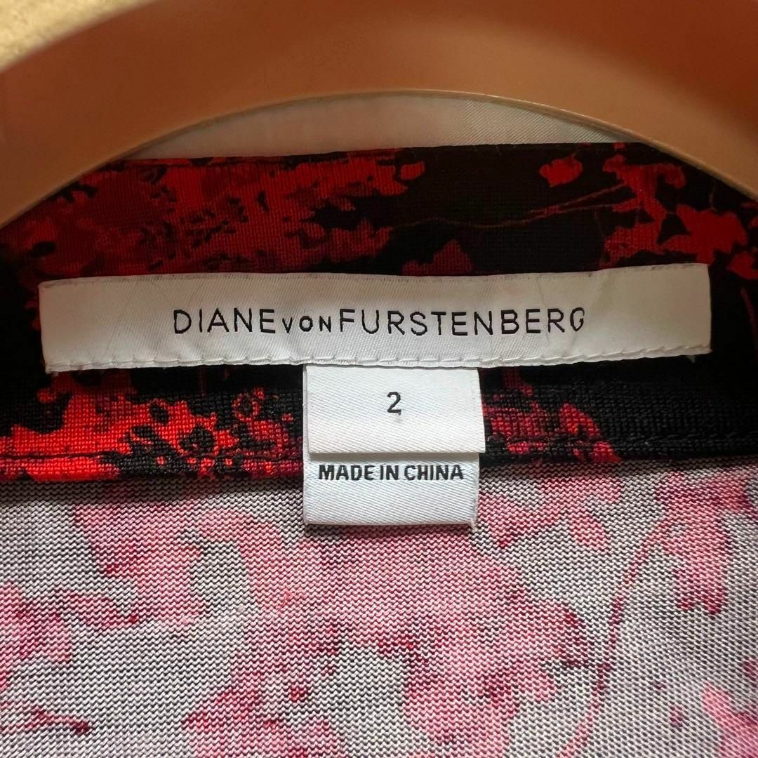 DIANE von FURSTENBERG(ダイアンフォンファステンバーグ)の【良品】DIANEvonFURSTENBERG 総柄ラップワンピース 2 異素材 レディースのワンピース(ひざ丈ワンピース)の商品写真