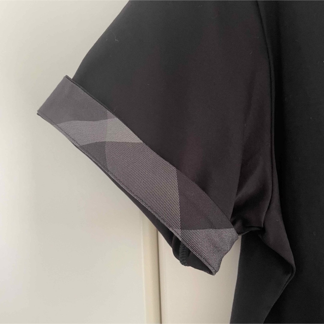 BLACK LABEL CRESTBRIDGE(ブラックレーベルクレストブリッジ)の【新品】バーバリー ブラックレーベル クリストブレッジ  Tシャツ　黒色　M メンズのトップス(Tシャツ/カットソー(半袖/袖なし))の商品写真