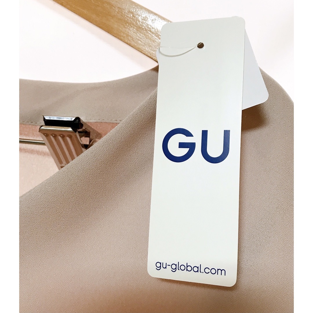 GU(ジーユー)のGU カットソー メンズのトップス(Tシャツ/カットソー(半袖/袖なし))の商品写真