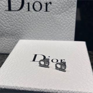 Christian Dior - 新品♡Christian Dior  CDロゴピアス　シルバー