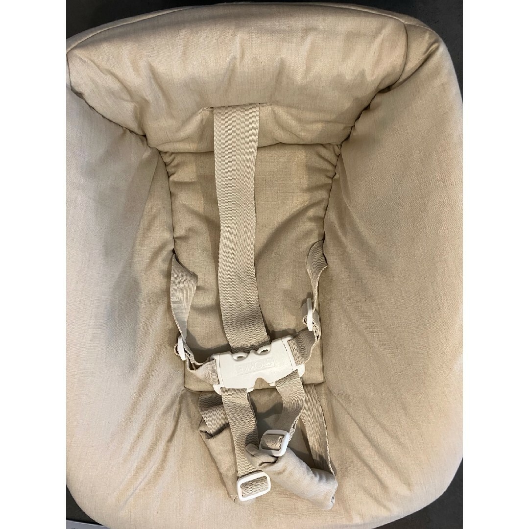 Stokke(ストッケ)のストッケ　トリップトラップ　ニューボーンセット　ベビーセット　トレイ キッズ/ベビー/マタニティのキッズ/ベビー/マタニティ その他(その他)の商品写真