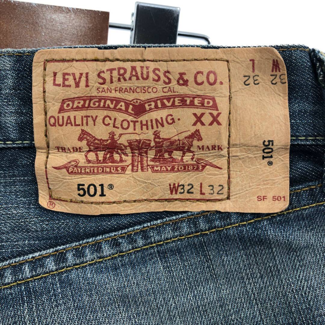 Levi's(リーバイス)のLevi's リーバイス 501 デニムパンツ アメカジ ブルー (メンズ W32 L32) 中古 古着 Q4739 メンズのパンツ(デニム/ジーンズ)の商品写真