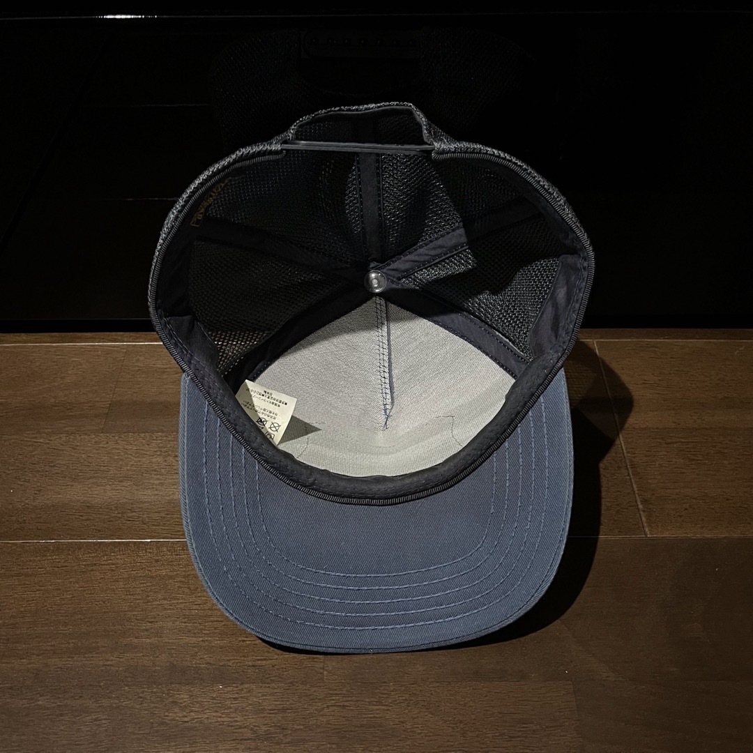 STANDARD CALIFORNIA(スタンダードカリフォルニア)のスタンダードカリフォルニア キャップ メッシュ ネイビー メンズの帽子(キャップ)の商品写真