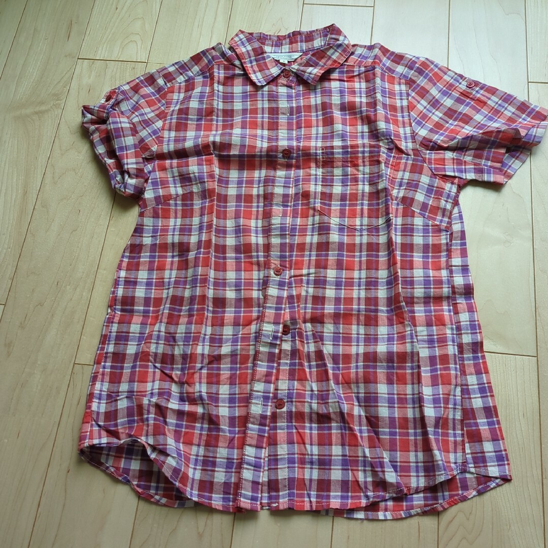 半袖　ブラウス　ボタンシャツ　赤　チェック　S　コットン レディースのトップス(シャツ/ブラウス(半袖/袖なし))の商品写真
