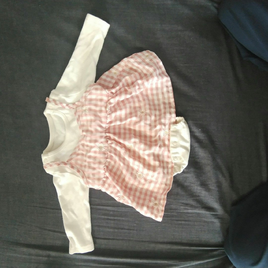 SLAP SLIP(スラップスリップ)の70サイズロンパース 2着 女の子 キッズ/ベビー/マタニティのベビー服(~85cm)(ロンパース)の商品写真