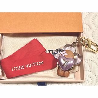 ルイヴィトン　LOUIS VUITTON ヴィヴィエンヌアムール ハート 