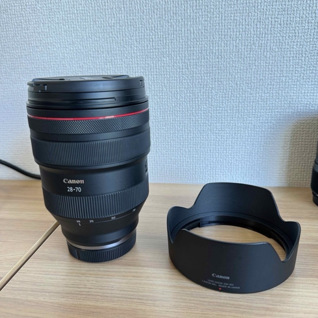 Canon  キヤノン RF28-70mm F2L USM  スマホ/家電/カメラのカメラ(レンズ(単焦点))の商品写真