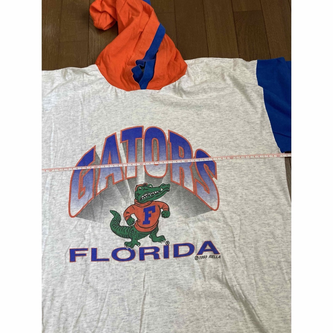 Tシャツフード付き　フロリダ大学 メンズのトップス(Tシャツ/カットソー(半袖/袖なし))の商品写真
