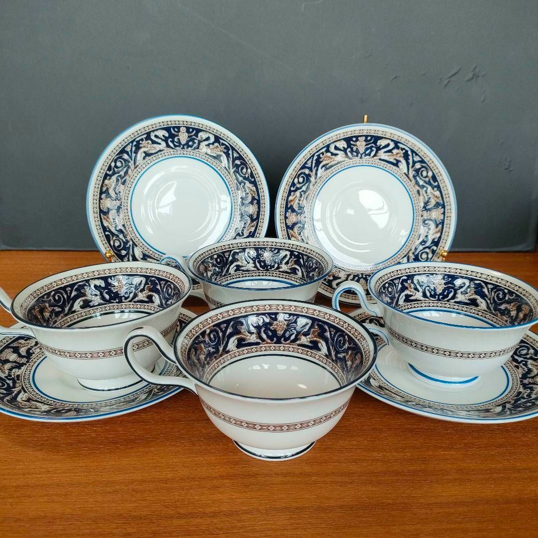 WEDGWOOD(ウェッジウッド)の美品★ウエッジウッド フロレンティーン コバルト カップ＆ソーサー ピオニー4客 インテリア/住まい/日用品のキッチン/食器(食器)の商品写真