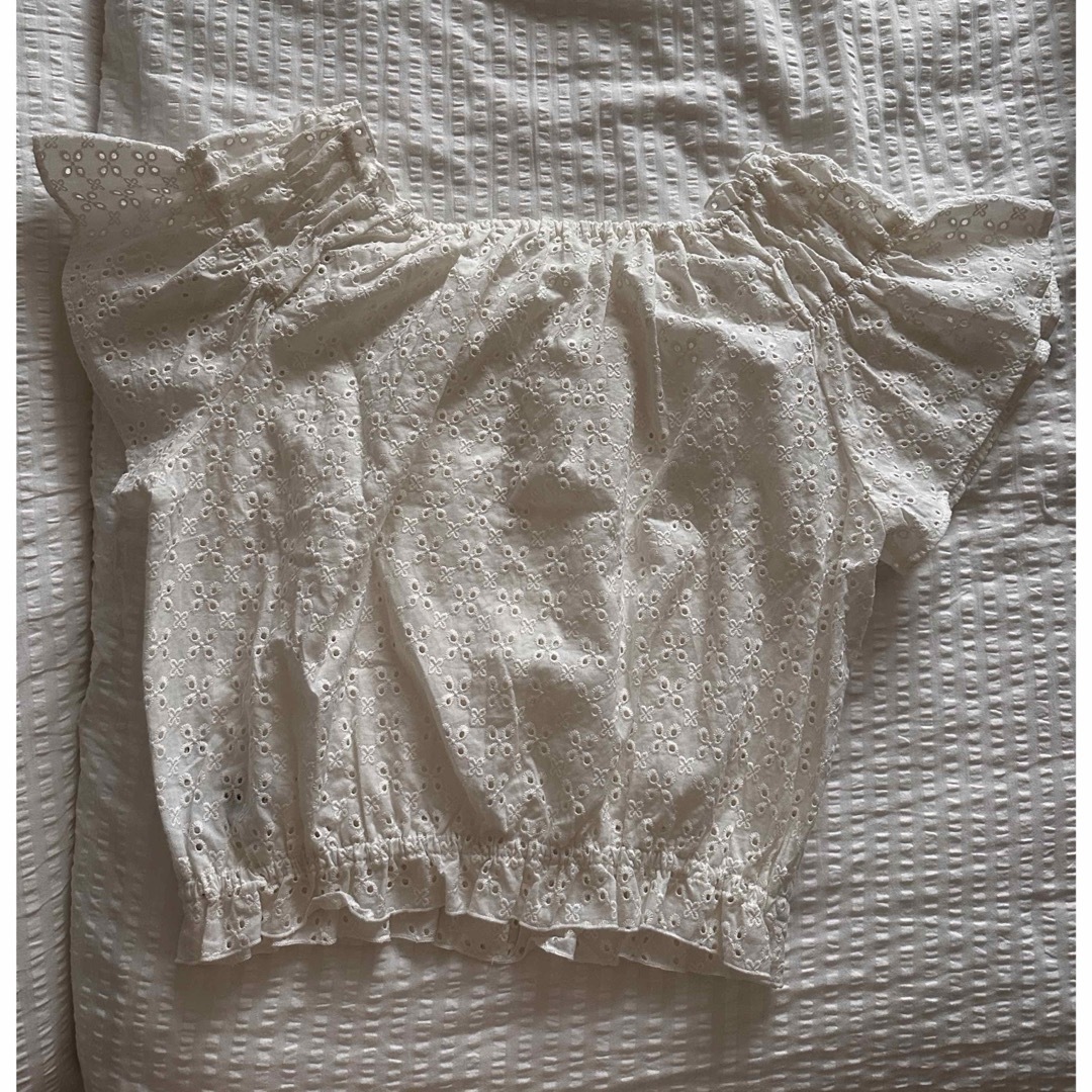 LOWRYS FARM(ローリーズファーム)のローリーズファーム レースブラウス　トップス　半袖 レディースのトップス(シャツ/ブラウス(半袖/袖なし))の商品写真