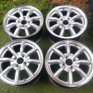 新型シエンタ Gグレード ホイールキャップ 4枚セットの通販 by かつ's 新型シエンタ Gグレード ホイールキャップ 4枚セットの通販 by かつ's