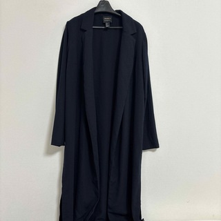 フォーエバートゥエンティーワン(FOREVER 21)のFOREVER21 紺色の薄手コート　S(ロングコート)