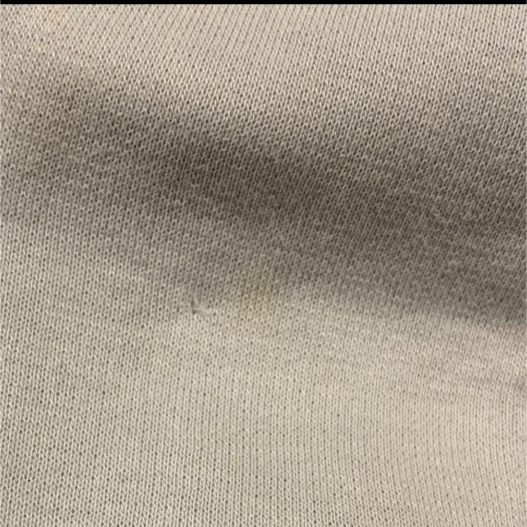INGEBORG(インゲボルグ)のINGEBORG  うす水色　ワッペンリボン付　半袖Tシャツ レディースのトップス(Tシャツ(半袖/袖なし))の商品写真