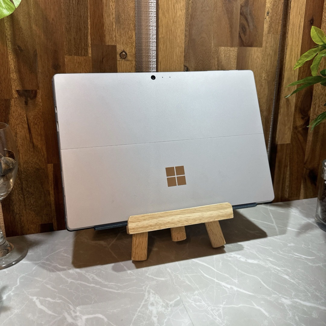 Microsoft(マイクロソフト)の【美品】Surface Pro5☘️i5第7世代 /SSD256G/メ8GB スマホ/家電/カメラのPC/タブレット(ノートPC)の商品写真