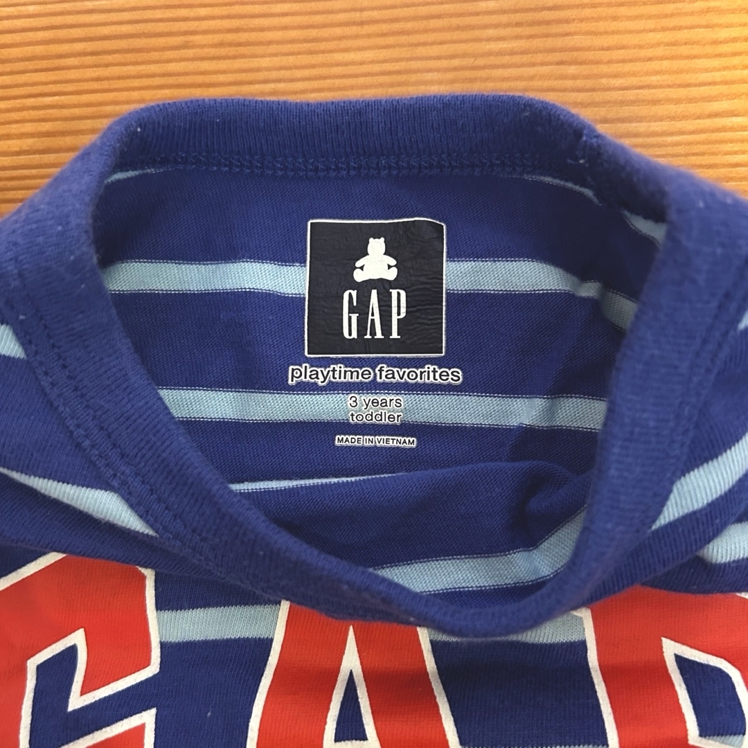 GAP Kids(ギャップキッズ)のGAP Tシャツ　100cm キッズ/ベビー/マタニティのキッズ服男の子用(90cm~)(Tシャツ/カットソー)の商品写真