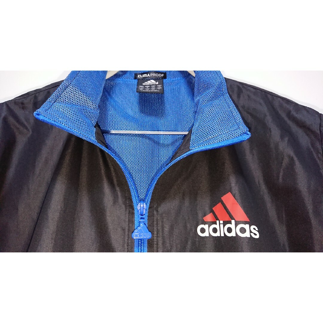 adidas(アディダス)の≡adidas≡ジップアップブルゾン150㌢ 黒青メッシュ UV キャンプ 男女 メンズのジャケット/アウター(ブルゾン)の商品写真