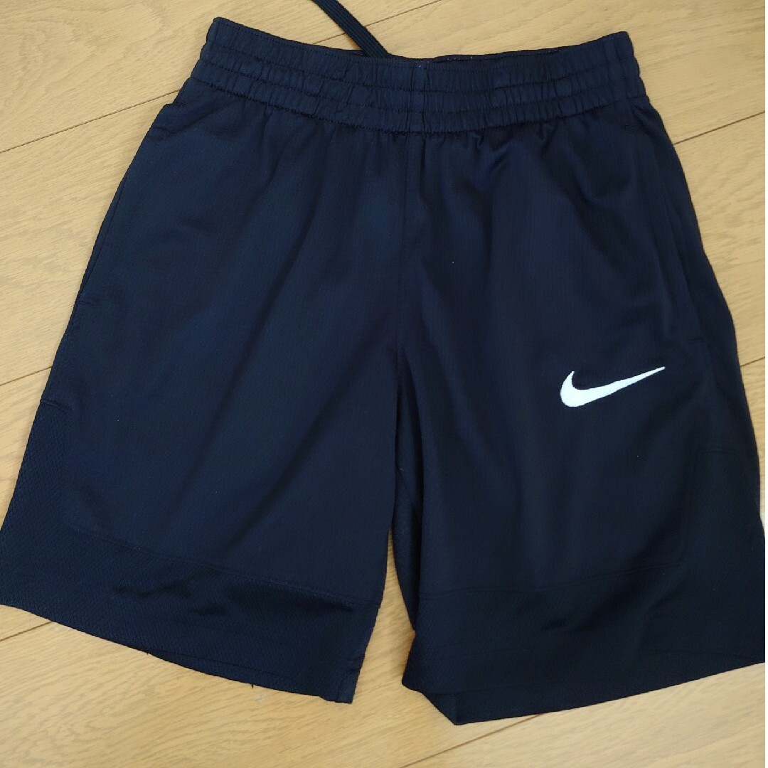 NIKE(ナイキ)のバスケットパンツ スポーツ/アウトドアのスポーツ/アウトドア その他(バスケットボール)の商品写真