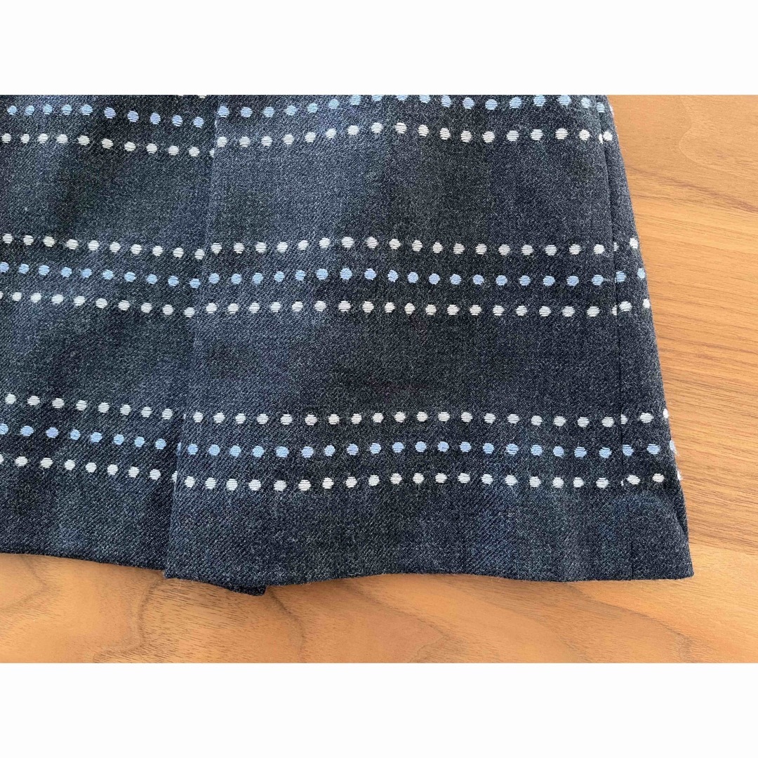 ReFLEcT(リフレクト)の上品なReflect リフレクト プリーツスカート 総柄 ウール混 日本製  レディースのスカート(ひざ丈スカート)の商品写真