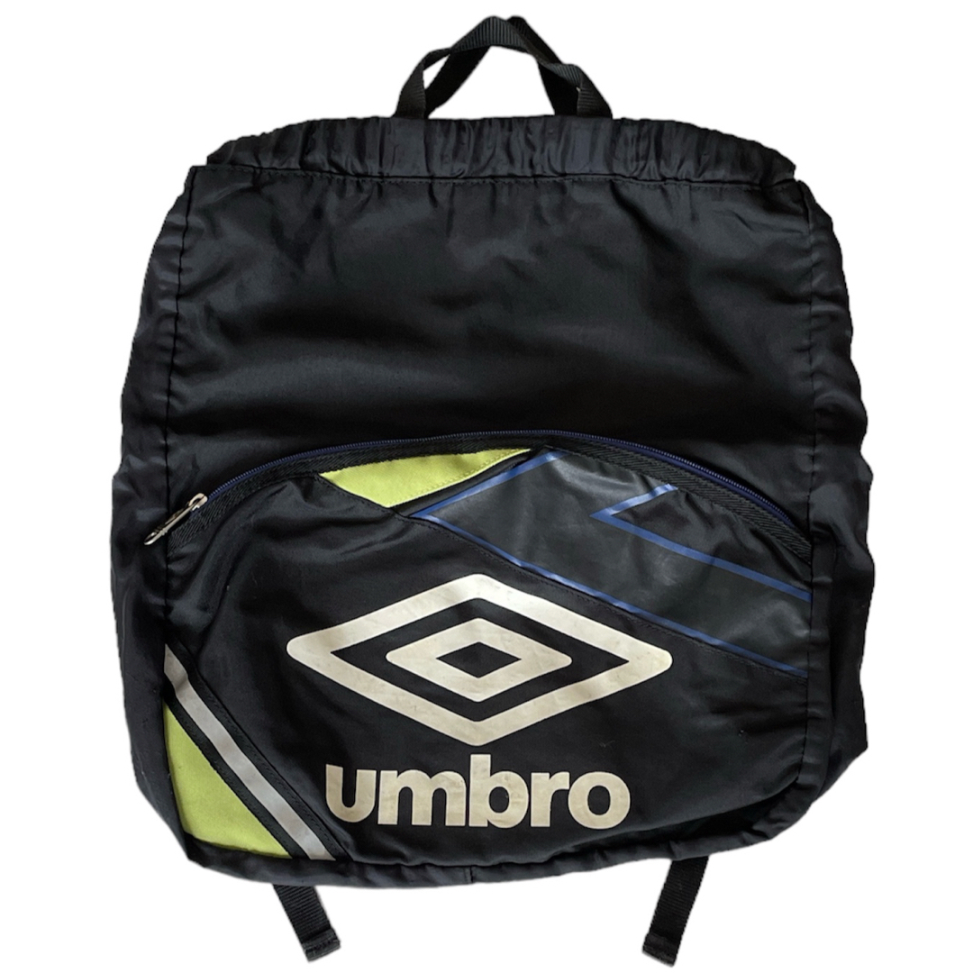 UMBRO(アンブロ)のキッズ　ナップサック　サッカー　アンブロ キッズ/ベビー/マタニティのこども用バッグ(リュックサック)の商品写真