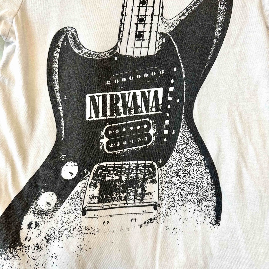 H&M(エイチアンドエム)のnirvāṇa Tシャツ 100cm キッズ/ベビー/マタニティのキッズ服男の子用(90cm~)(Tシャツ/カットソー)の商品写真