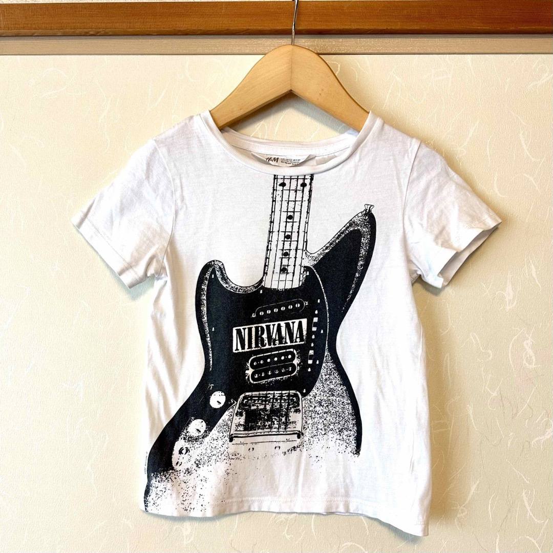 H&M(エイチアンドエム)のnirvāṇa Tシャツ 100cm キッズ/ベビー/マタニティのキッズ服男の子用(90cm~)(Tシャツ/カットソー)の商品写真