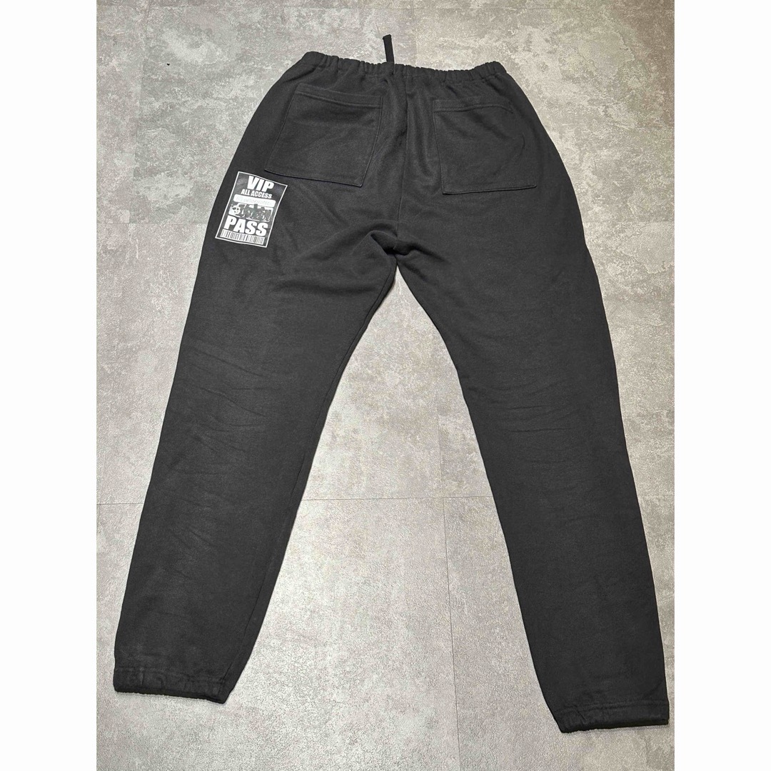 UNTORN  sweat pants メンズのパンツ(デニム/ジーンズ)の商品写真