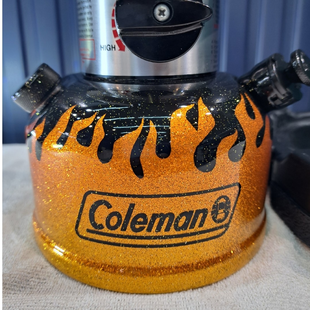 Coleman(コールマン)のコールマン285 　2マントルランタン　オリジナルカスタムペイント　ケース付き スポーツ/アウトドアのアウトドア(ライト/ランタン)の商品写真