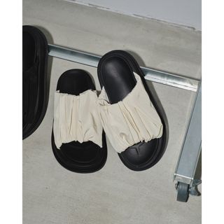 トゥデイフル(TODAYFUL)の完売品✨todayful❤️‍🔥Gather Volume Sandals 37(サンダル)