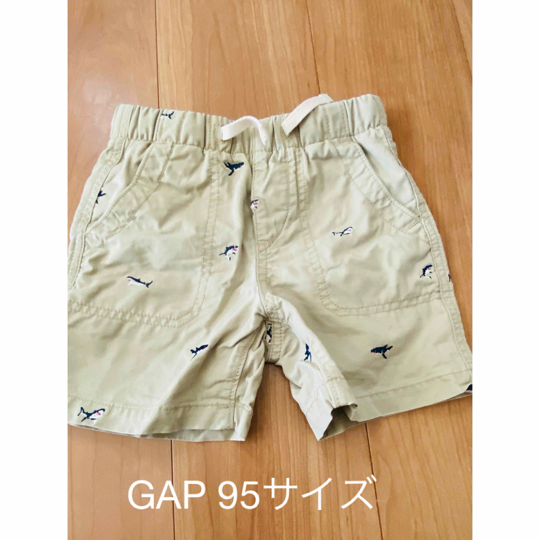 NEXT(ネクスト)のNEXT GAP Tシャツ　ハーフパンツ　100 5点セット キッズ/ベビー/マタニティのキッズ服男の子用(90cm~)(パンツ/スパッツ)の商品写真