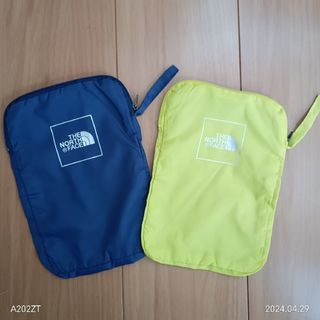 ザノースフェイス(THE NORTH FACE)の新品4枚セット■ノースフェイス　ポーチ　スタッフバック　ミニポーチ　巾着小物入袋(登山用品)