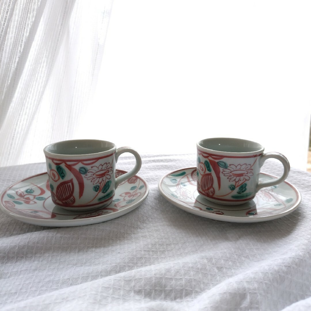 愛陶　AITO 赤絵  コーヒーカップ&ソーサー インテリア/住まい/日用品のキッチン/食器(食器)の商品写真
