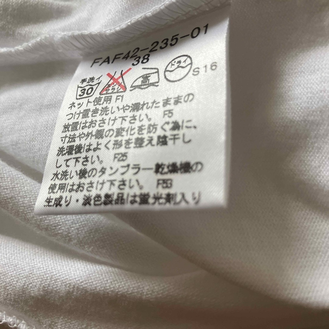 BURBERRY BLUE LABEL(バーバリーブルーレーベル)のバーバリー半袖 レディースのトップス(Tシャツ(半袖/袖なし))の商品写真