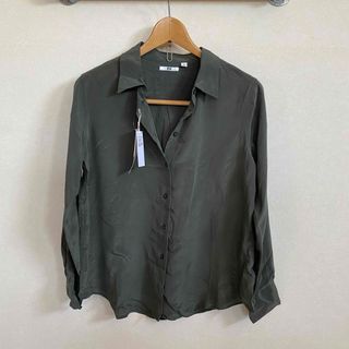 ユニクロ(UNIQLO)の新品　ユニクロ　シルク　ブラウス　M(シャツ/ブラウス(長袖/七分))