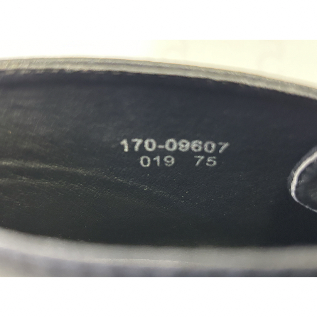 TAKEO KIKUCHI(タケオキクチ)の【 未使用品 】TAKEO KIKUCHI レザースニーカー　サイズ7.5 メンズの靴/シューズ(スニーカー)の商品写真