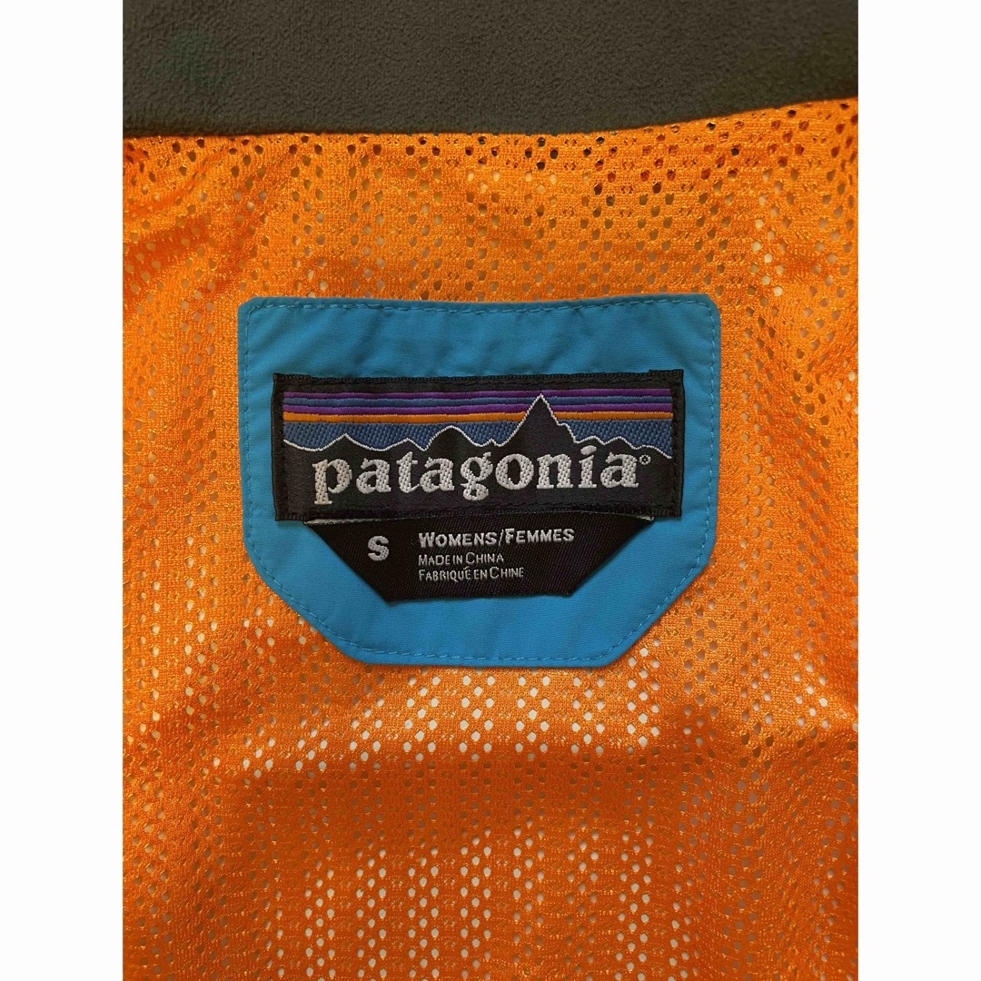 patagonia(パタゴニア)のpatagonia パタゴニア GORE-TEXゴアテックス マウンテンパーカー レディースのジャケット/アウター(ナイロンジャケット)の商品写真