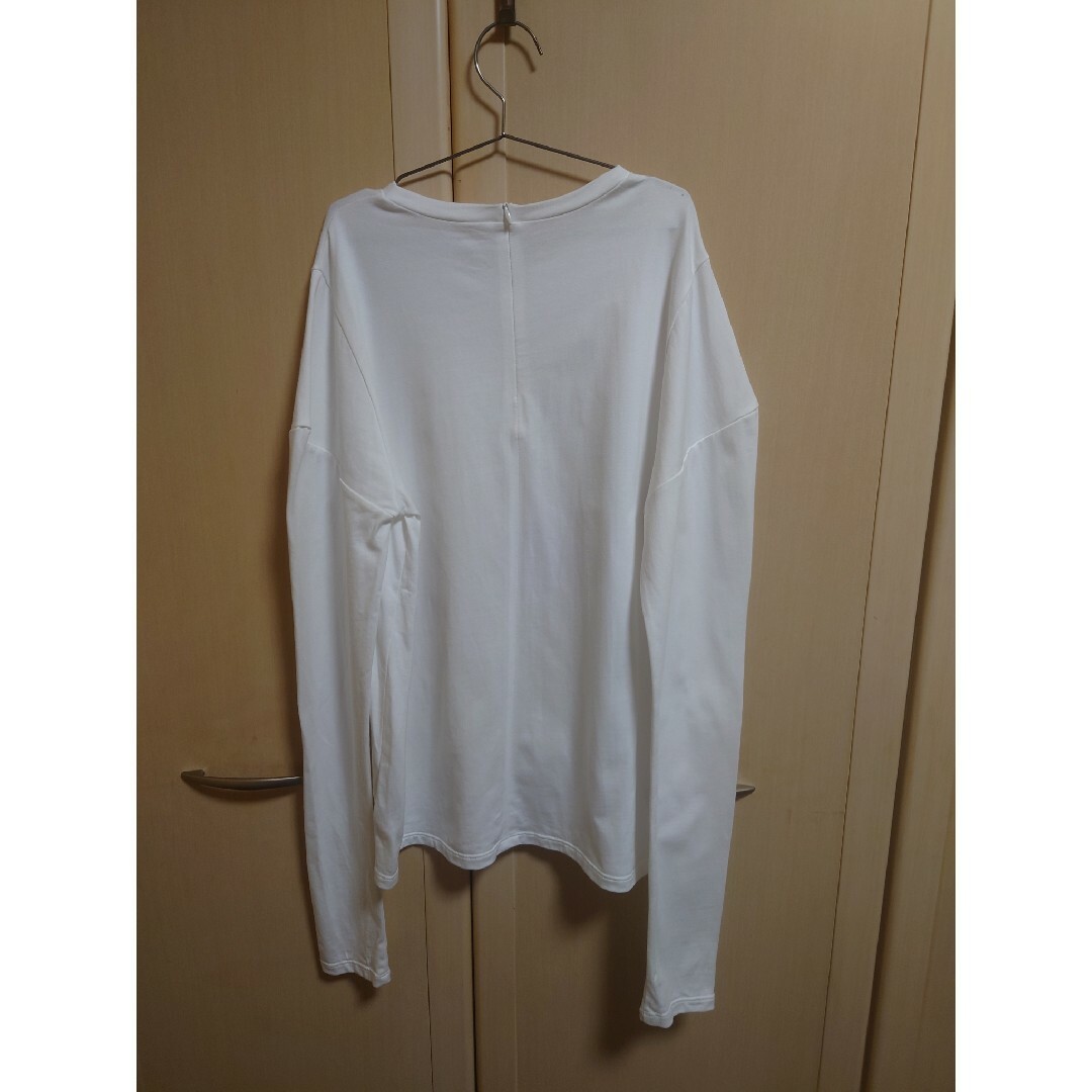 RIM.ARK(リムアーク)のRIM.ARK Power shoulder L/S tee WHITE レディースのトップス(カットソー(長袖/七分))の商品写真