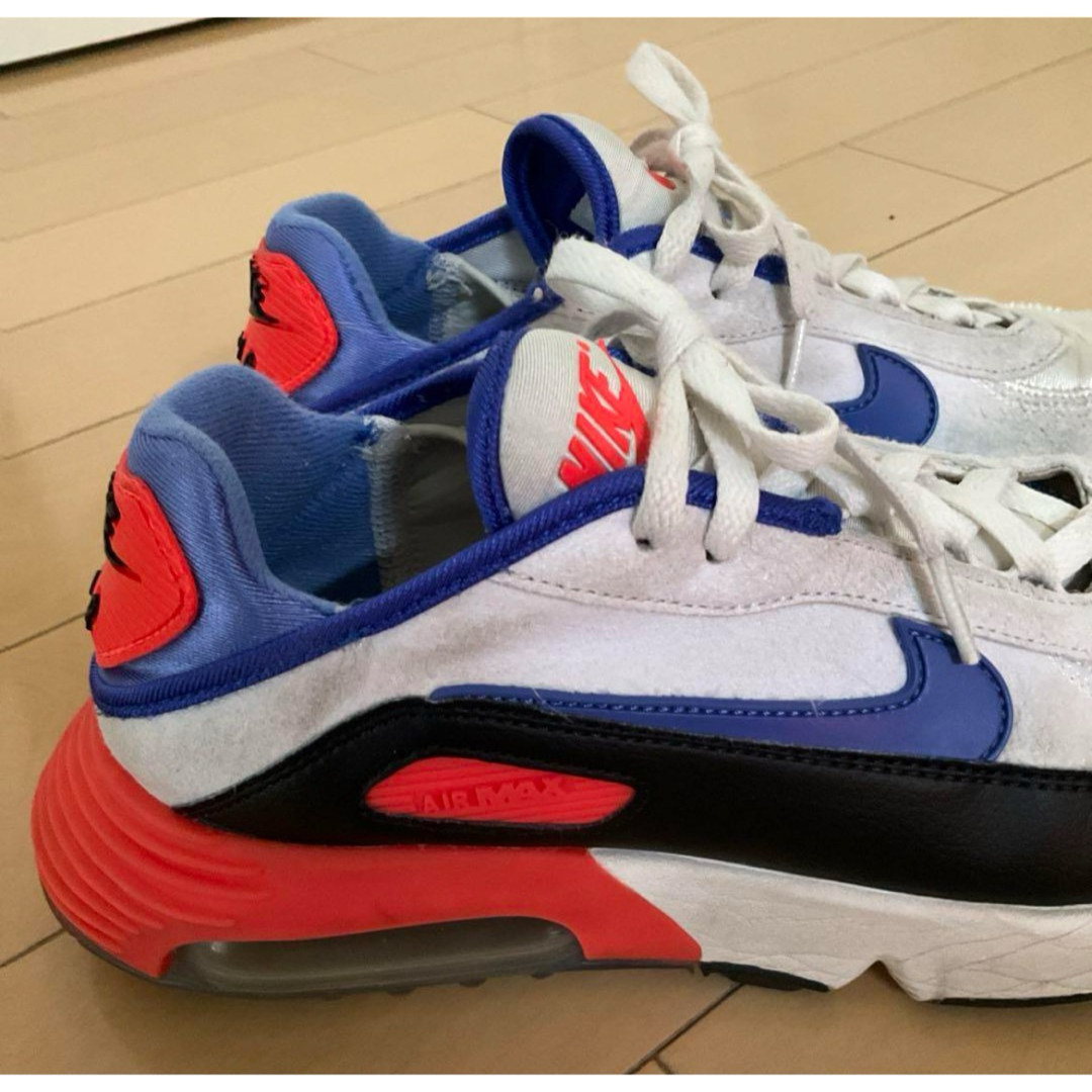 NIKE(ナイキ)の【中古美品】NIKE エアマックス 2090  EOI US7Y（25cm） メンズの靴/シューズ(スニーカー)の商品写真