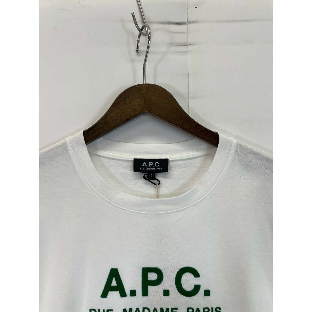 A.P.C(アーペーセー)のアーペーセー ホワイト 23243-1-90132 グリーン刺繍 Tシャツ S レディースのレッグウェア(タイツ/ストッキング)の商品写真