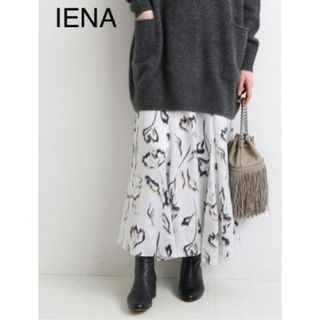 イエナ(IENA)のIENA フラワーアートプリントスカート(ロングスカート)