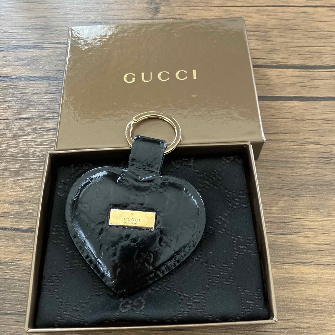 Gucci(グッチ)のGUCCI ラブリーハート　キーホルダー レディースのファッション小物(キーホルダー)の商品写真