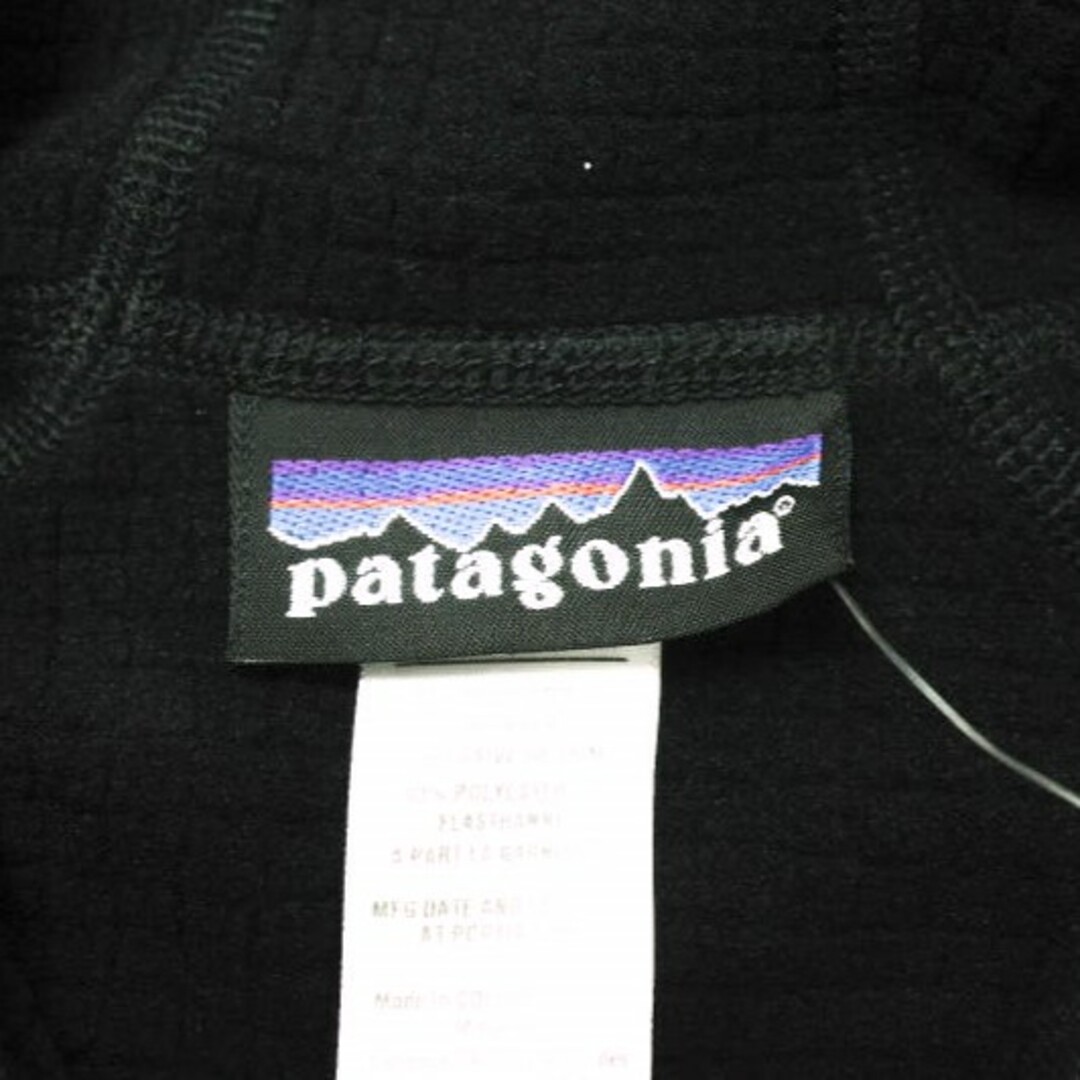 patagonia(パタゴニア)のPATAGONIA パタゴニア 12AW R1 HOODY R1 フーディ 40072 S BLACK(BLK) レギュレーター ポーラテック パワードライ フリースジャケット アウター【新古品】【中古】【PATAGONIA】 メンズのジャケット/アウター(ブルゾン)の商品写真