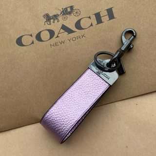 コーチ(COACH)のキーホルダー　キーケース　キーリング　ピンク(キーホルダー)